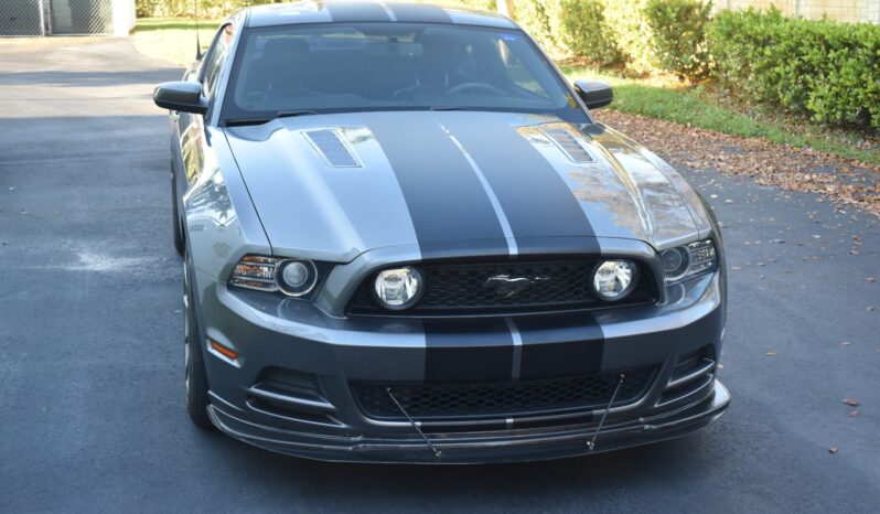 
								2013 Ford Mustang GT Premium full									