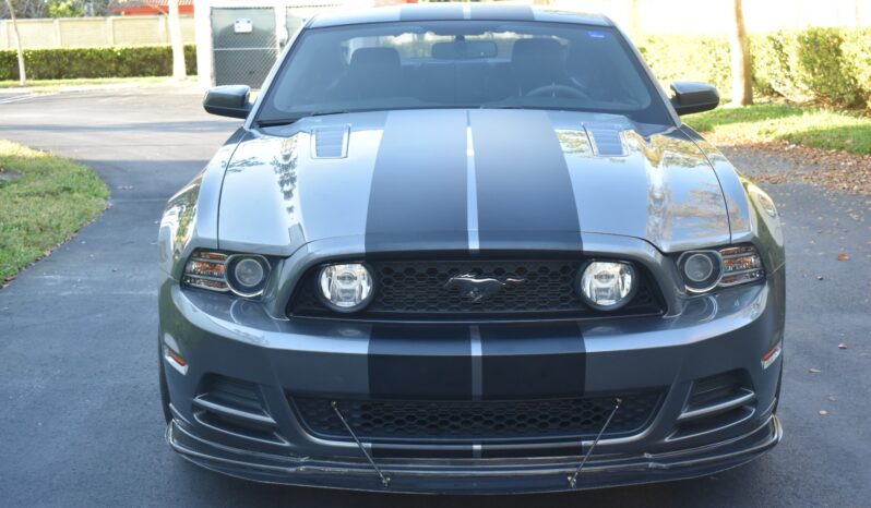 
								2013 Ford Mustang GT Premium full									