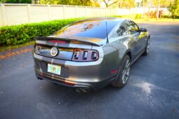 
										2013 Ford Mustang GT Premium full									