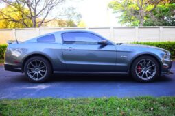 
										2013 Ford Mustang GT Premium full									