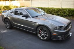 
										2013 Ford Mustang GT Premium full									