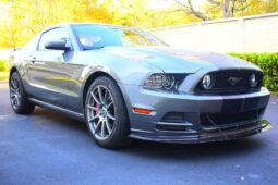 
										2013 Ford Mustang GT Premium full									