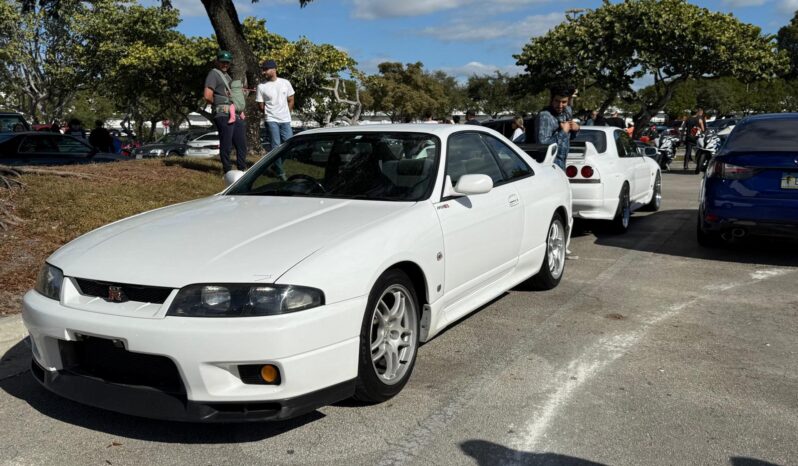 
								1993 NIssan Skyline R33 GTR MCP full									