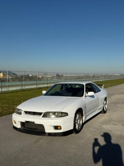 
										1993 NIssan Skyline R33 GTR MCP full									