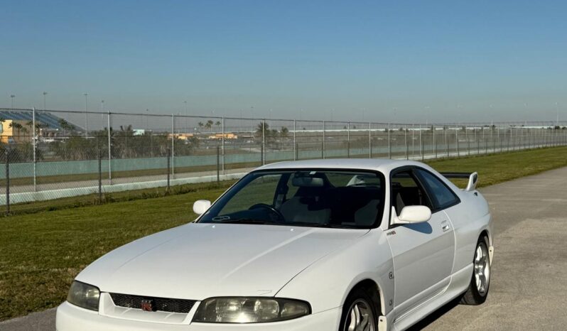 
								1993 NIssan Skyline R33 GTR MCP full									