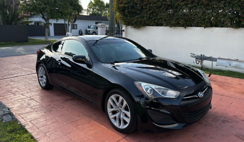 
								2013 Hyundai Genesis Coupe 2.0T full									